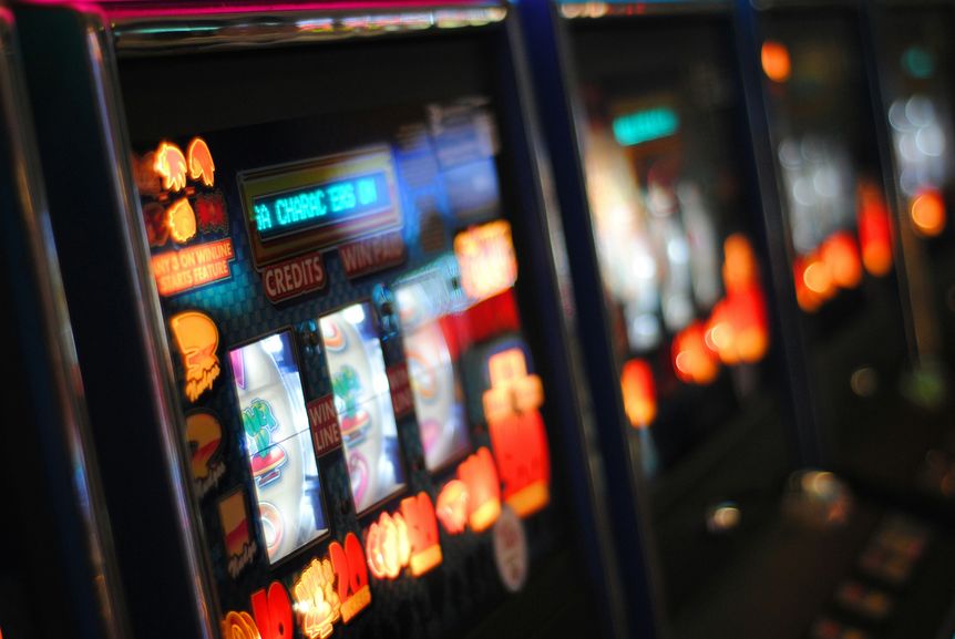 Plinko Casino vs. Competitor: A Deep Dive Casino Comparison