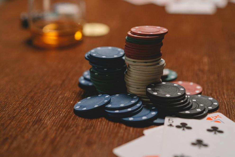 The Evolution of Online Casinos: From Basic Pixels to Immersive Metaverses